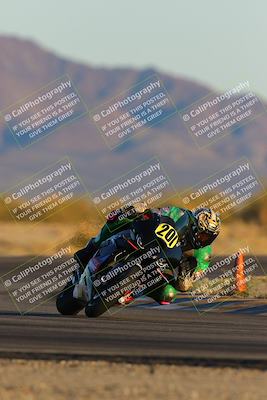 media/Jan-21-2023-CVMA (Sat) [[b9eef8ba1f]]/Race 12 Amateur Supersport Open/